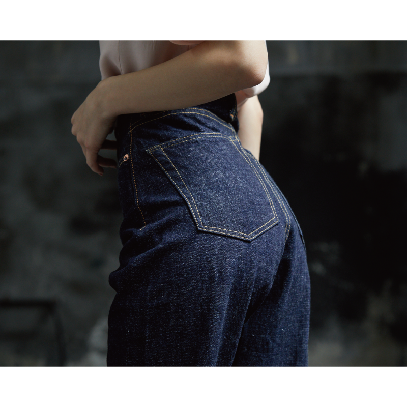 0107 Womens Wide Straight Monroe Denim