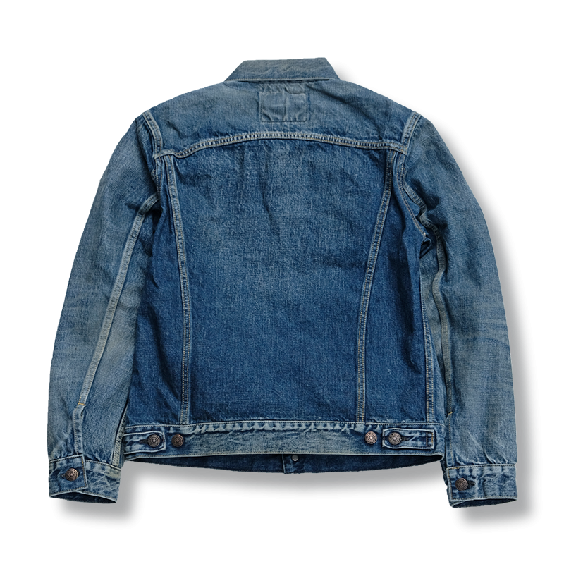 2016-2101 More Than Real