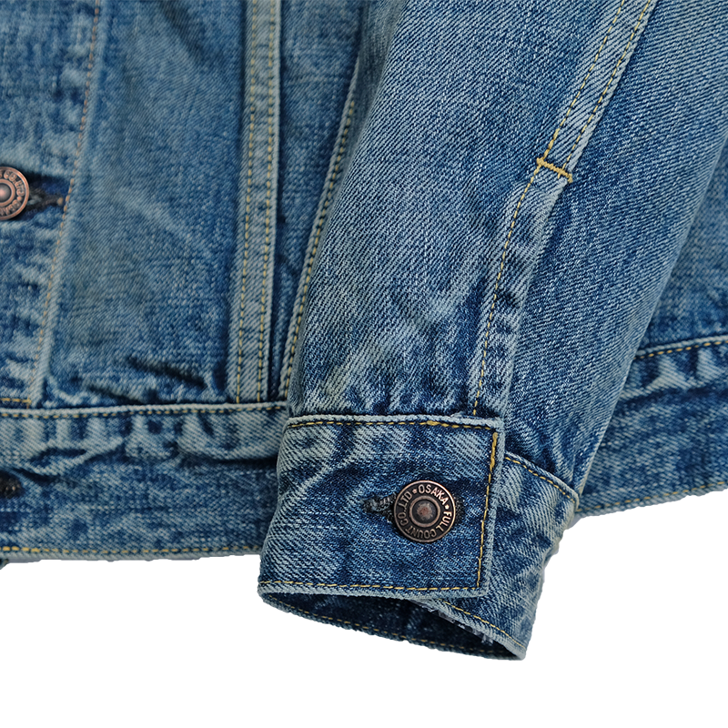 2016-2101 More Than Real